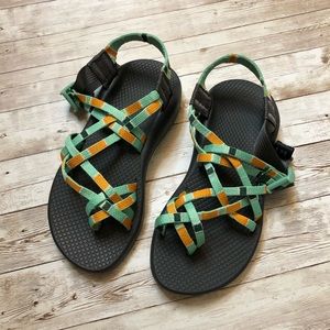 NWOT Chaco Strappy ZX2 Sandals